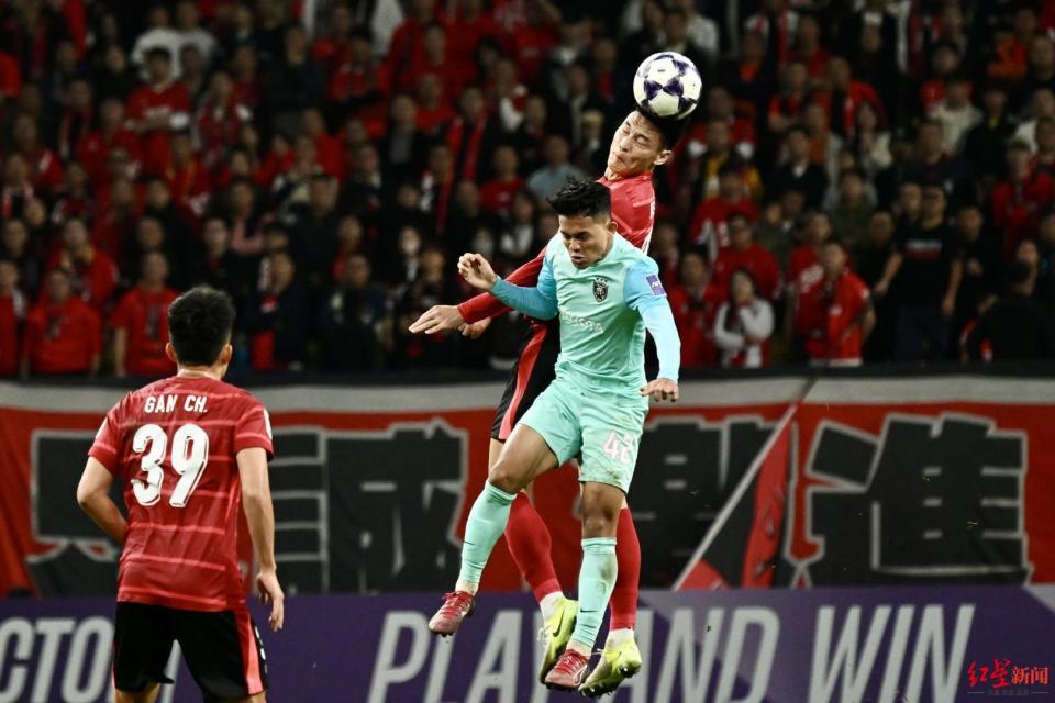 在目前中超, 化球员 在目前中超, 化球员